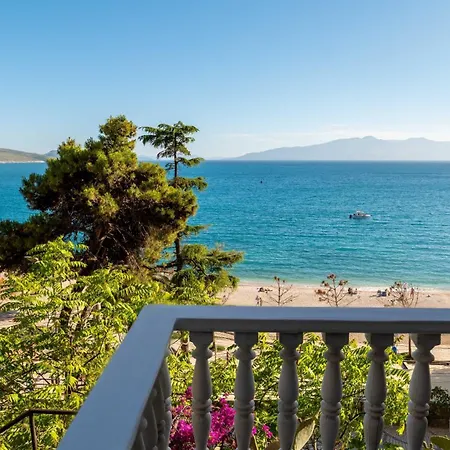 Monte Cristo - Rooftop Pool Отель 4*