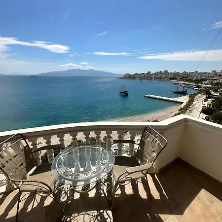 Отель Monte Cristo - Rooftop Pool 4*