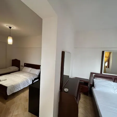 Monte Cristo - Rooftop Pool 4*